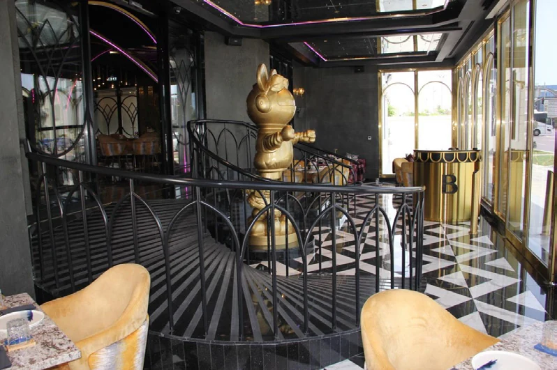 Bebek Restaurant detail 3